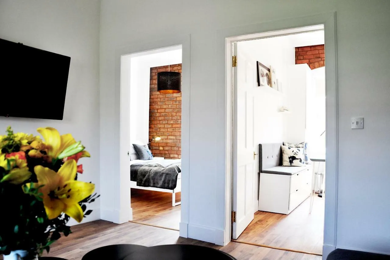 Apartamento Stylish Flat In 1860'S Listed Building Edimburgo
